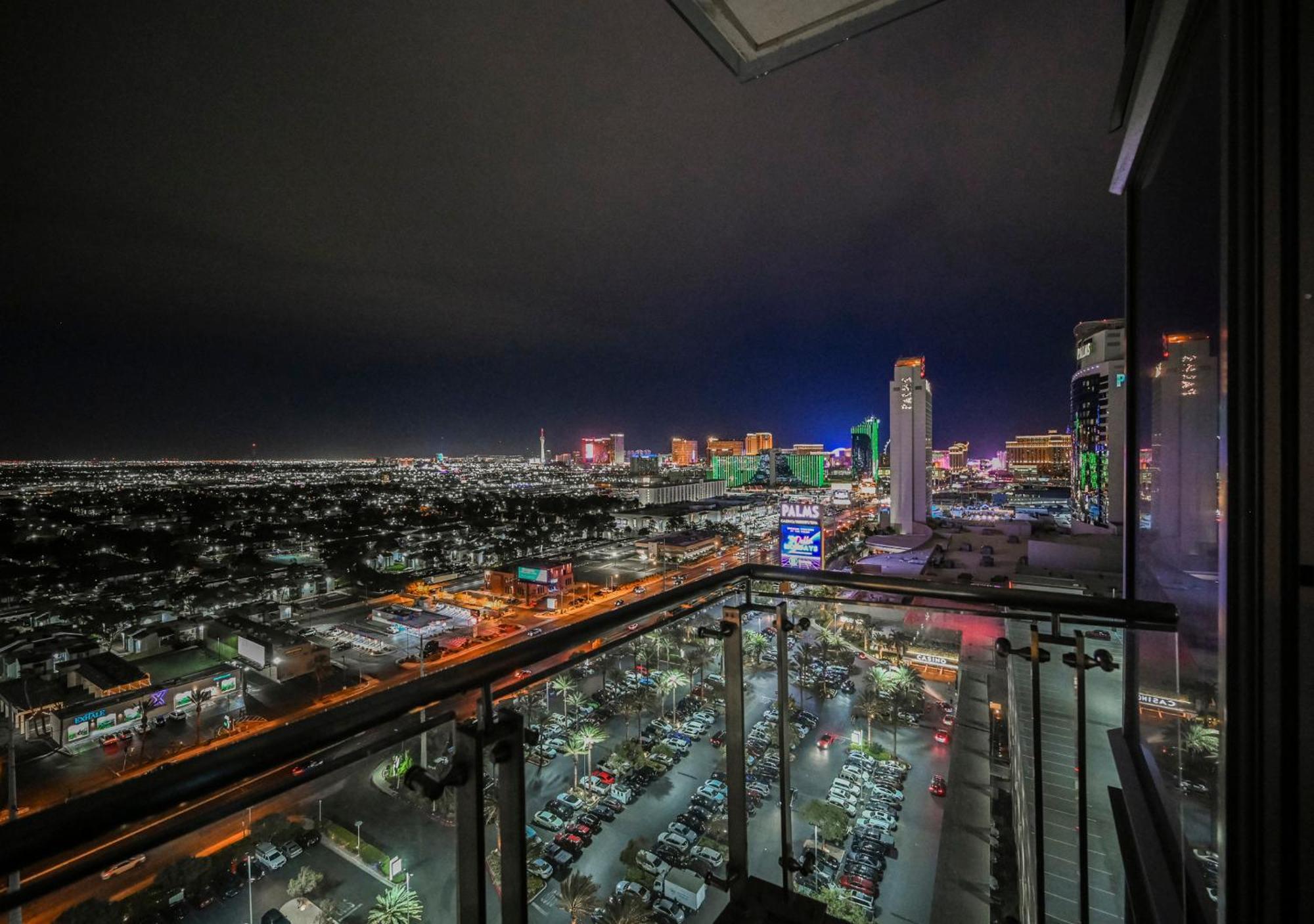 Stripviewsuites Two-Bedroom Con-Joined Exclusive Condo Las Vegas Room photo