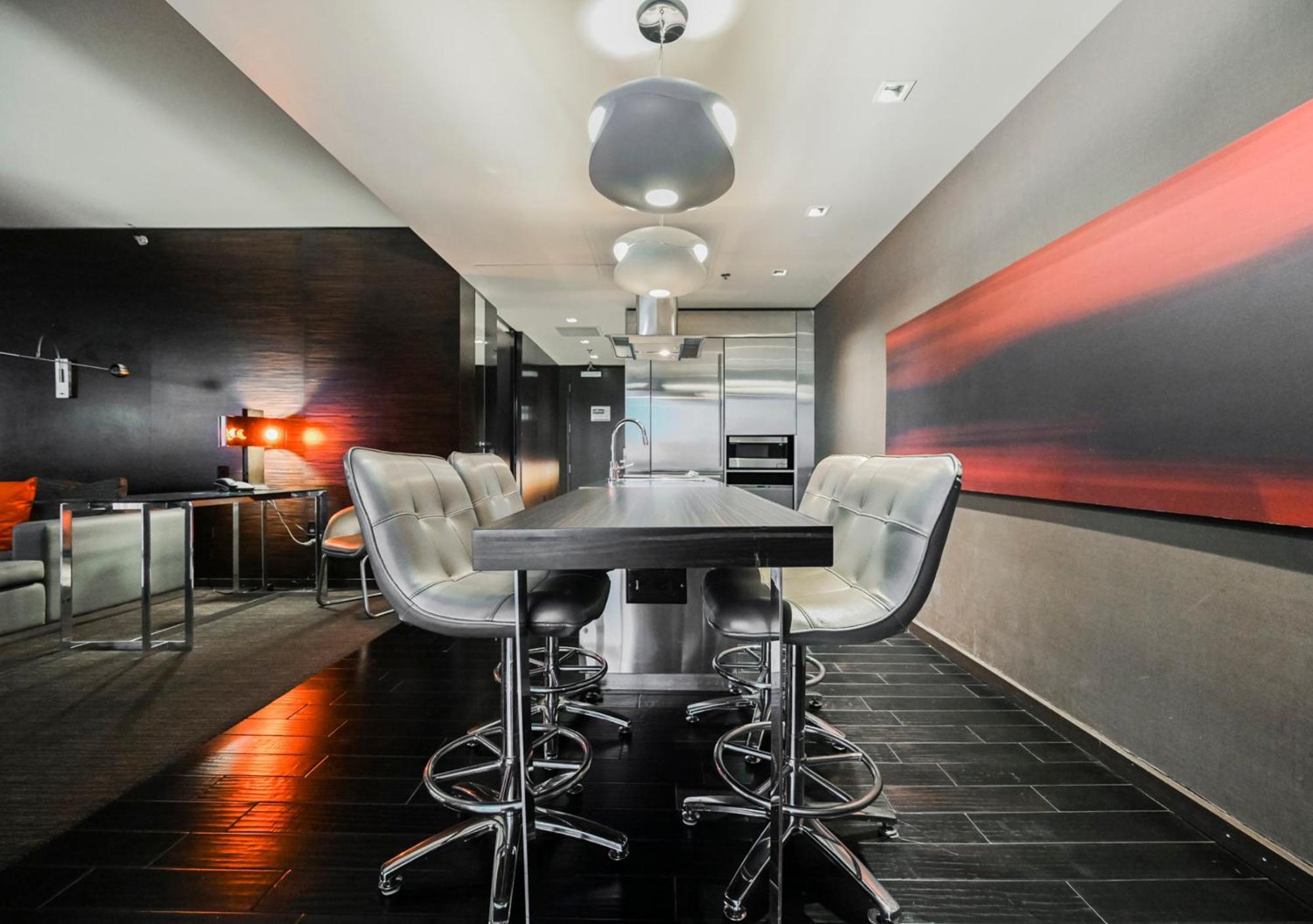 Stripviewsuites Two-Bedroom Con-Joined Exclusive Condo Las Vegas Room photo